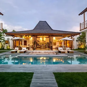 https://villa-loma.hotelsseminyak.net